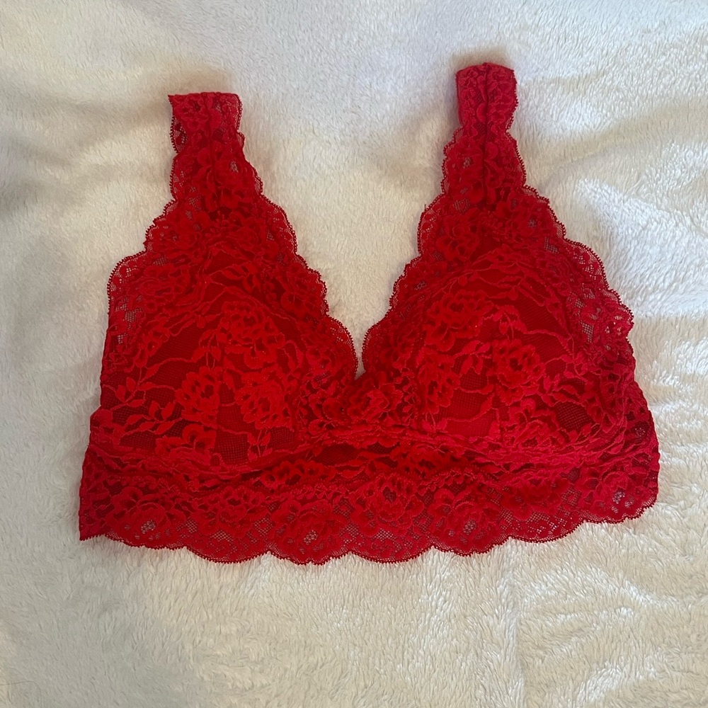 SOLD ❤️ (M) Red Lacey Bralette La Senza